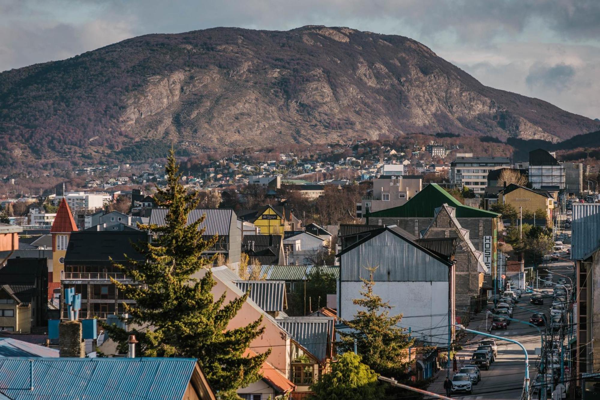 Gente Del Sur - Urbano Centro Appartement Ushuaia Buitenkant foto